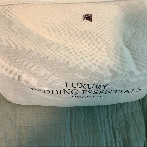 Restoration Hardware - Picture 2 of 8